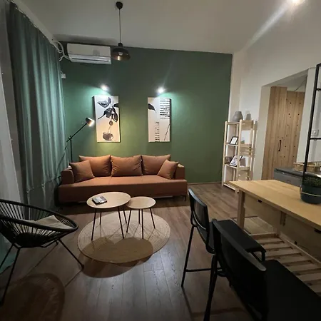 Cozy Lägenhet Skopje